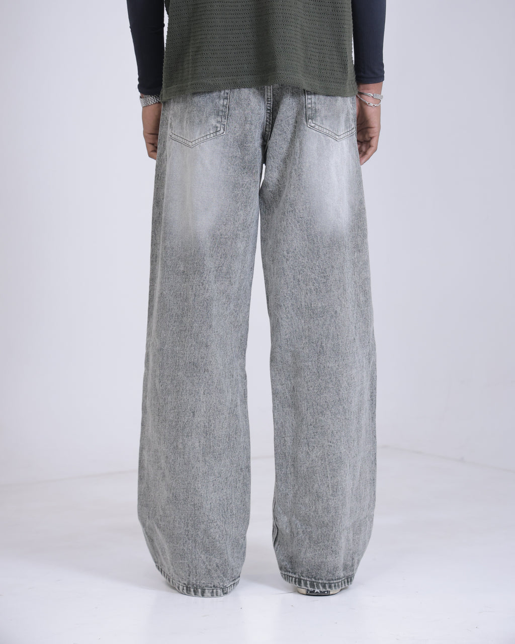 ASH GREY BAGGY